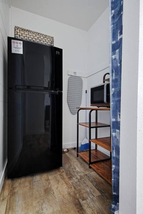 Apartament Couples Studio 1 W Full Kitchen Oakhurst Zewnętrze zdjęcie
