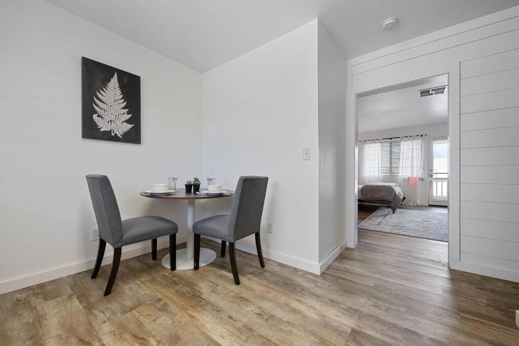 Apartament Couples Studio 1 W Full Kitchen Oakhurst Zewnętrze zdjęcie